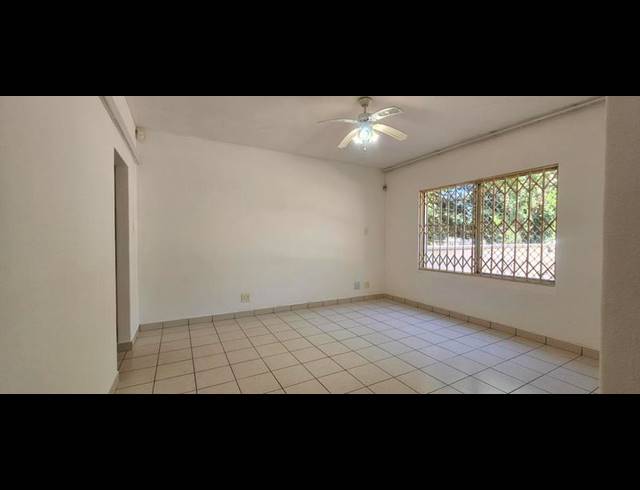 3 BEDROOM SIMPLEX FOR SALE IN ESSENWOOD